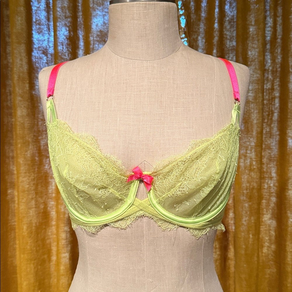 Victoria's Secret Bra